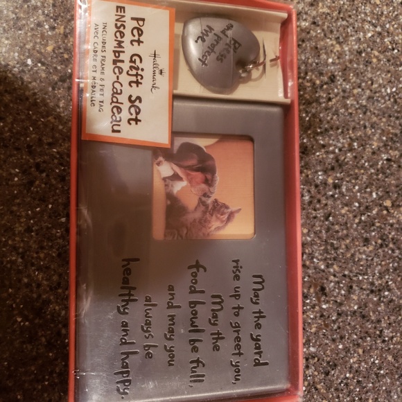 Hallmark Accents Hallmark Pet Gift Set Frame Dog Tag New Poshmark